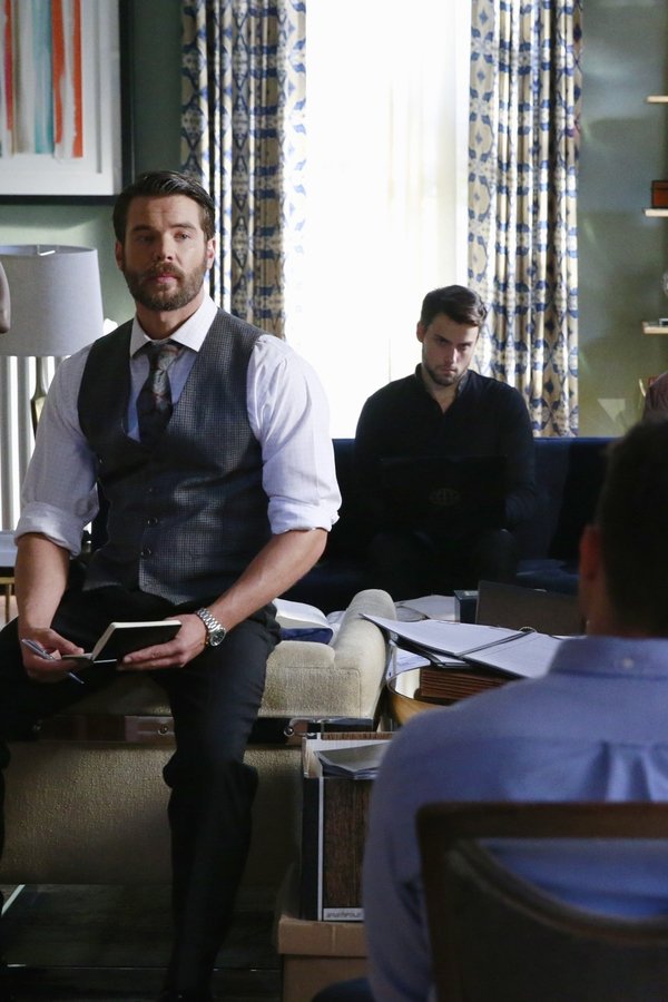 Le regole del delitto perfetto – S01E03 – Sorridi, o vai in galera