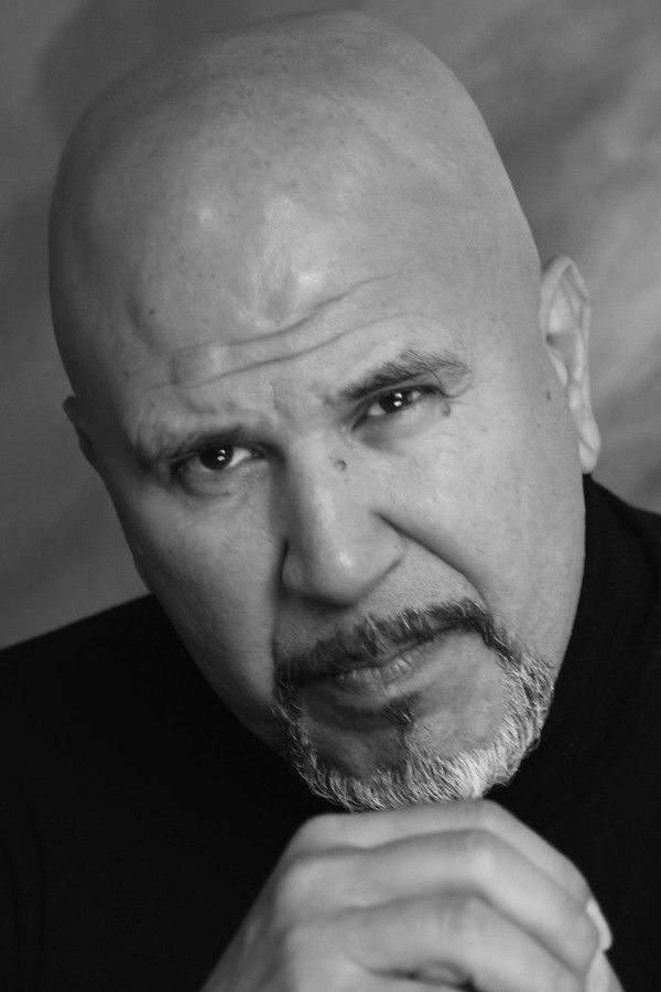 Michel Qissi's headshot