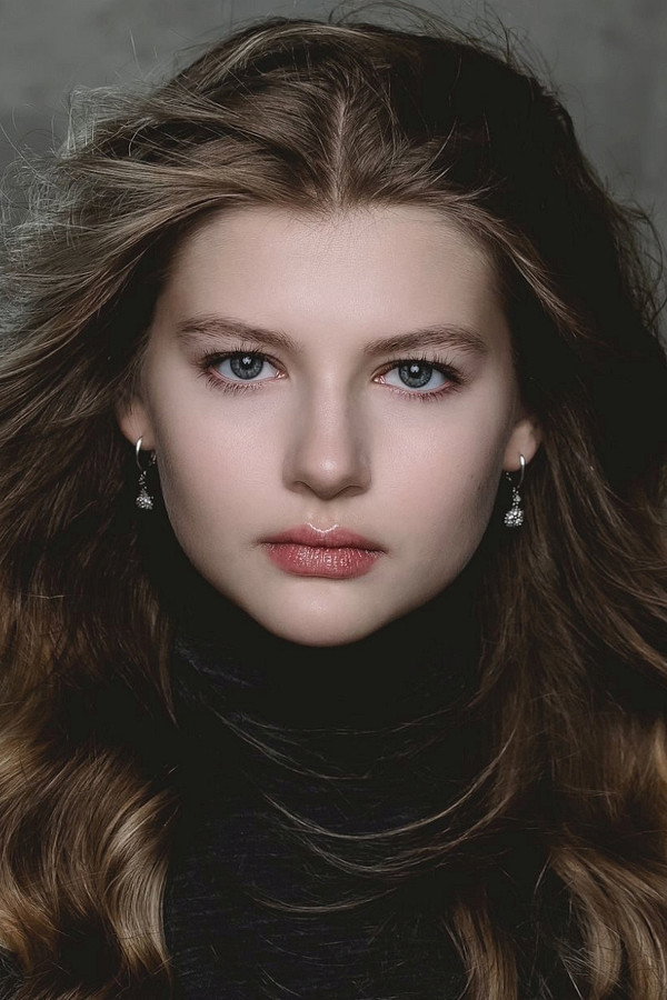 Elizaveta Bugulova's headshot
