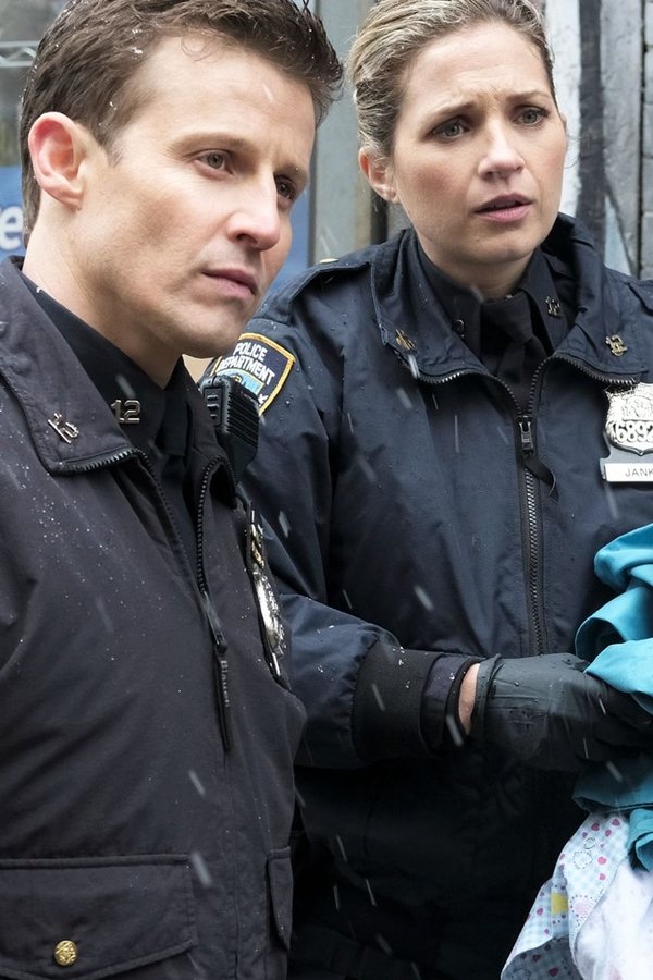 Blue Bloods – S08E21 – Il Diavolo che conosci