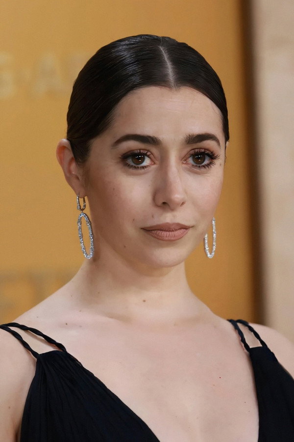 Cristin Milioti's headshot