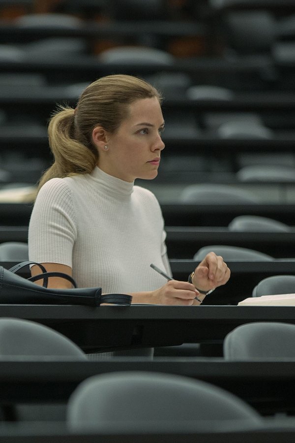 The Girlfriend Experience – S01E03 – Reticenza