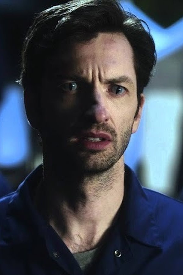 Sanctuary (2008) – S04E02 – La rivolta
