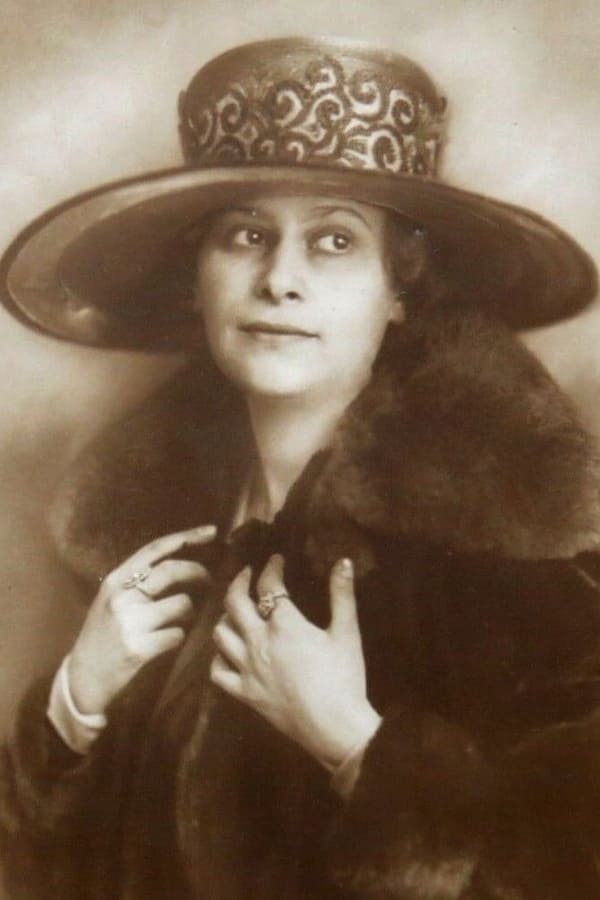 Wanda Treumann's headshot