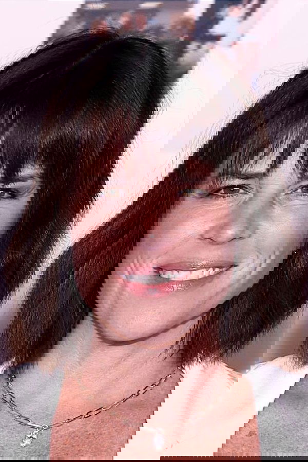 Neve Campbell