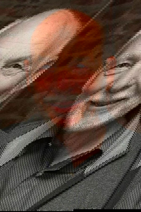 Victor Izay