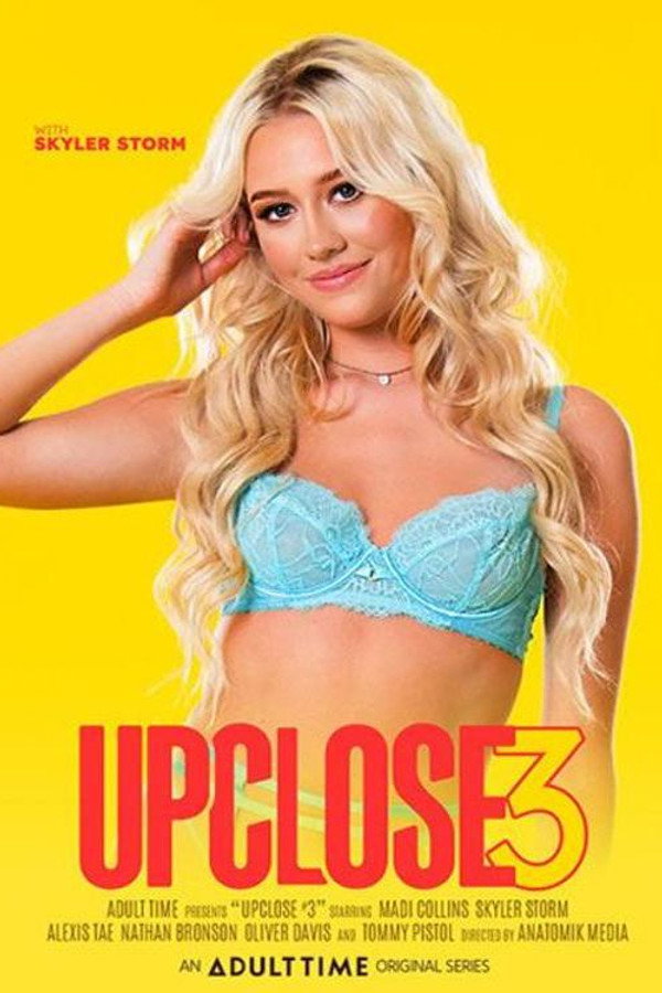 Up Close 3 海报