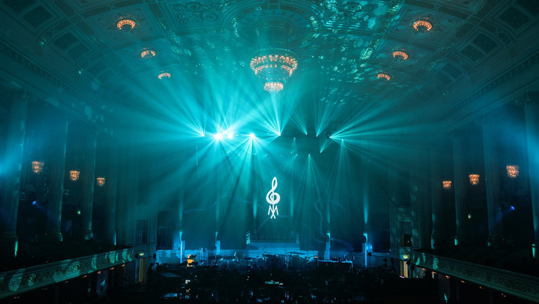 Hans Zimmer - The World of Hans Zimmer: A Symphonic Celebration (Live At Hollywood In Vienna) backdrop 3