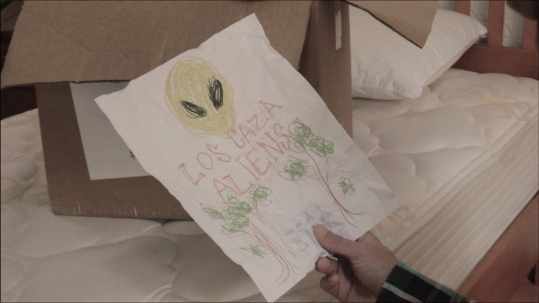 Los Aliens Existen backdrop 2