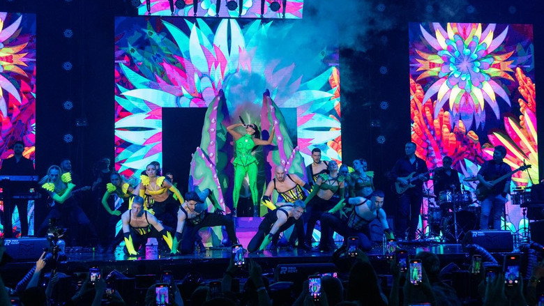 LAV The Show backdrop 1