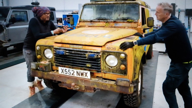 Land Rover Defender