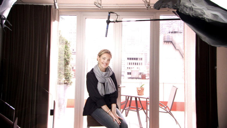 In Vogue: The Editor's Eye backdrop 2