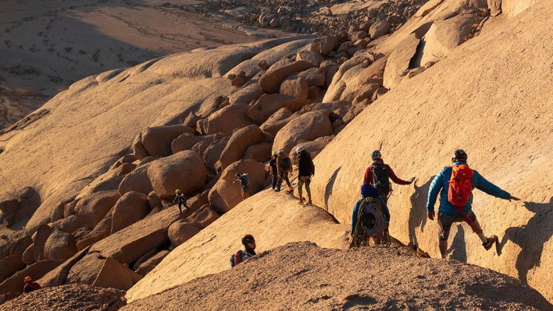 Tissalatine - Le Rappel Du Hoggar backdrop 7