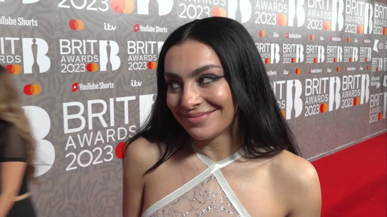 Charli xcx: Brat Girl backdrop 6