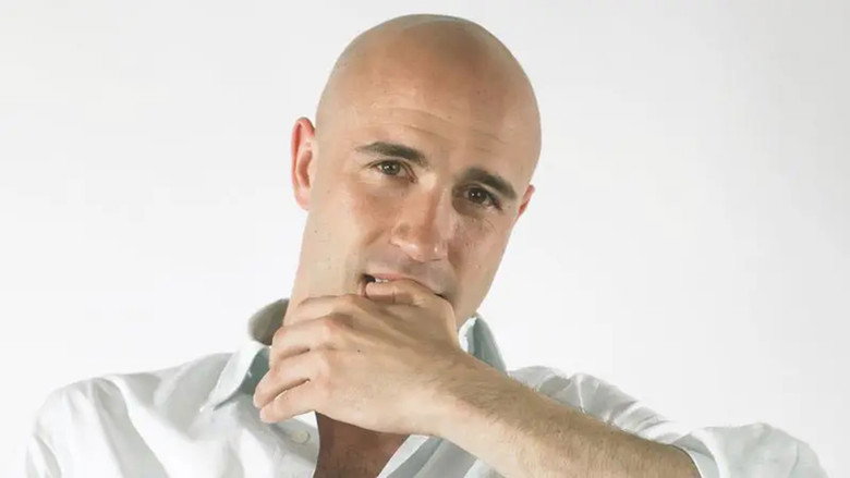 Frédéric Recrosio : Aimer, mûrir et trahir avec la coiffeuse backdrop 1