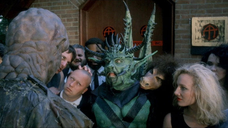 The Toxic Avenger Part III: The Last Temptation of Toxie backdrop 8