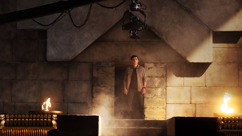 Marvel Studios Assembled: The Making of Moon Knight backdrop 2