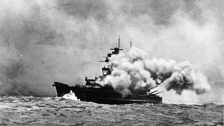 Sink the Bismarck! backdrop 2