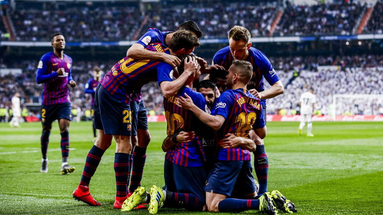 Matchday: Inside FC Barcelona backdrop 6