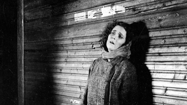 The Girl from Distant River backdrop 3