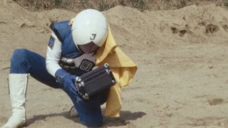 J.A.K.Q. Dengekitai: The Movie backdrop 8