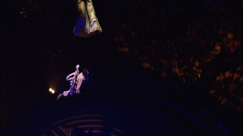 Cirque du Soleil: Corteo backdrop 5