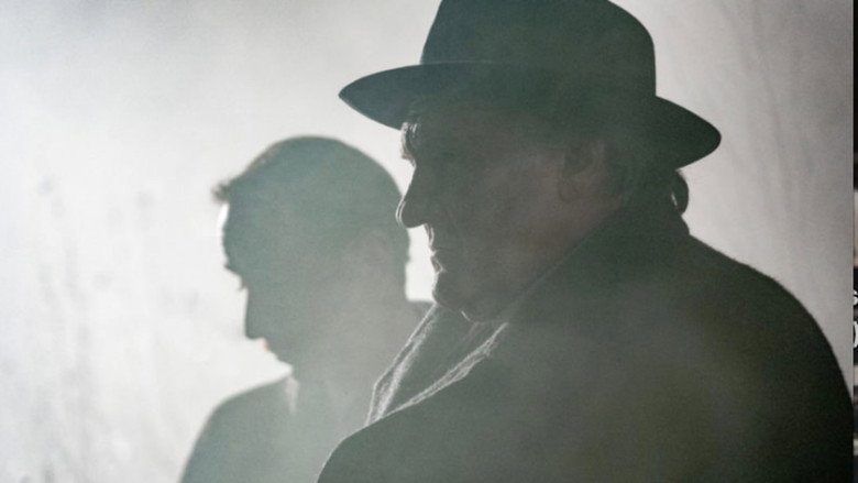 Maigret backdrop 6