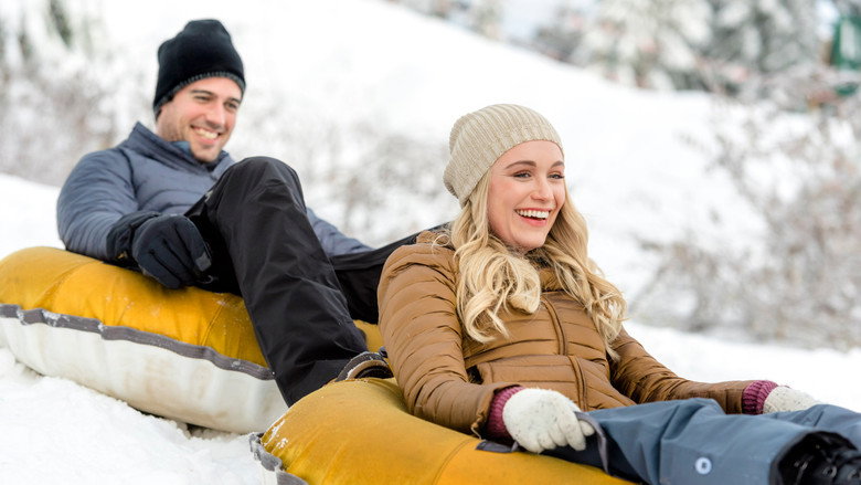 Love on the Slopes backdrop 3