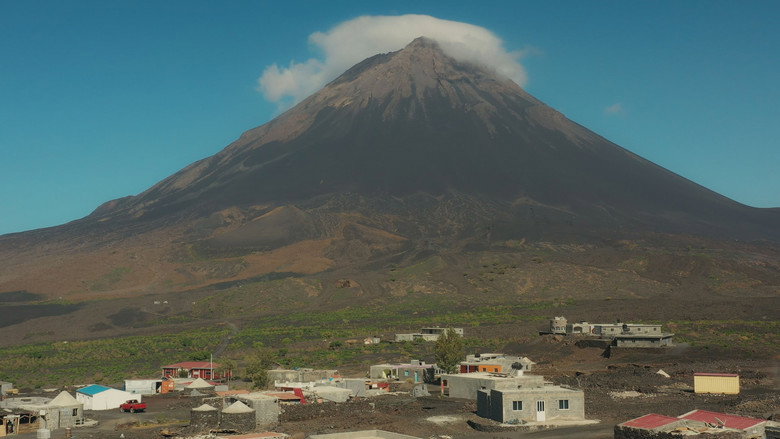 Cape Verde, the Irreducibles of the Crater