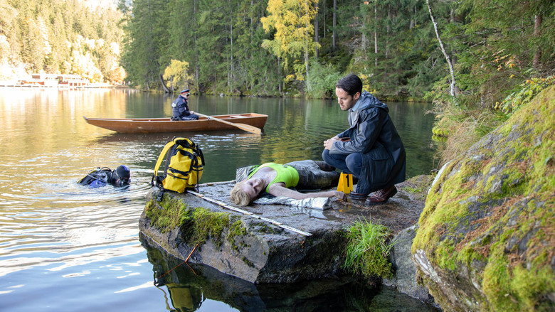 Das Mädchen aus dem Bergsee backdrop 3