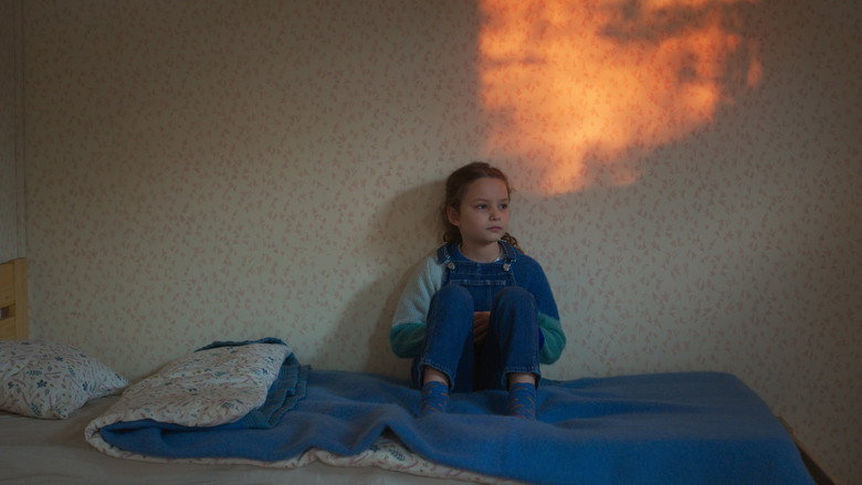 Petite Maman backdrop 4