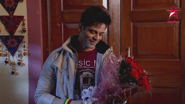 Arnav Hides in Khushi's Room