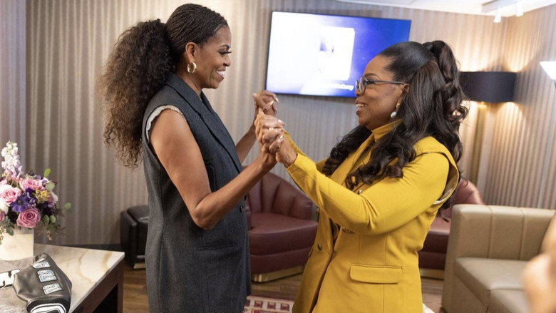 The Light We Carry: Michelle Obama and Oprah Winfrey backdrop 2
