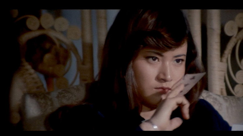 13 Steps of Maki: The Young Aristocrats backdrop 4