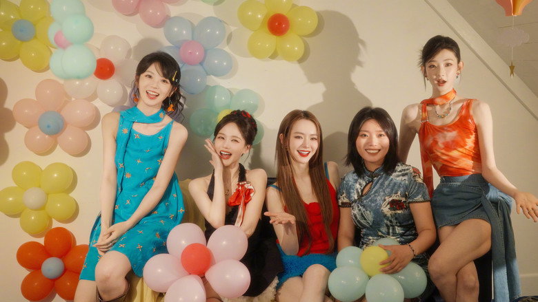 Sisters Catching Dolls backdrop 4