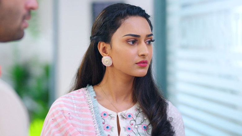 Sonakshi Visits The Office