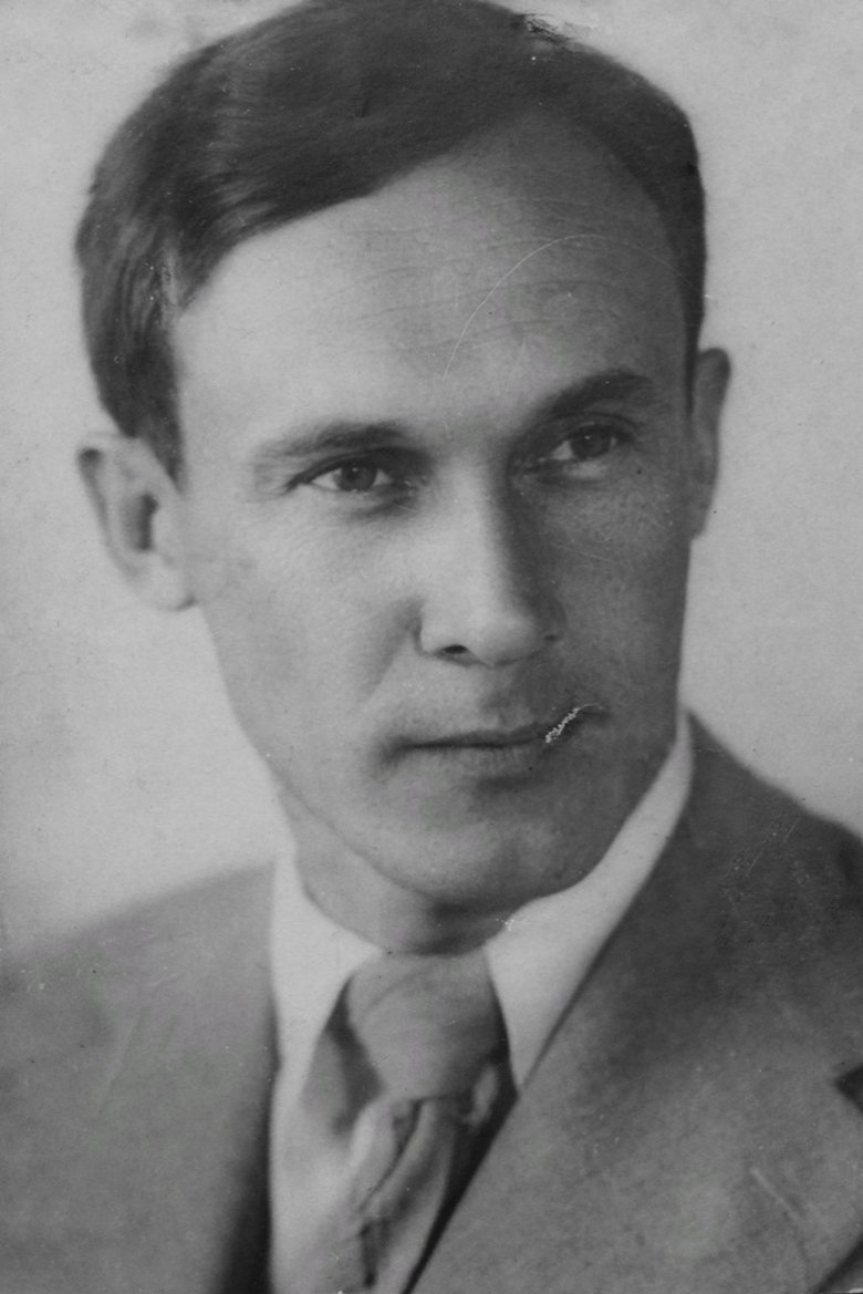 Михаил Карюков