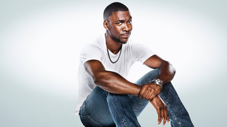 White Famous backdrop 8