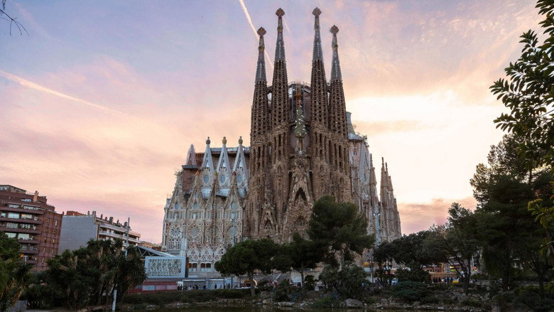 Sagrada Familia - Gaudi's challenge backdrop 9