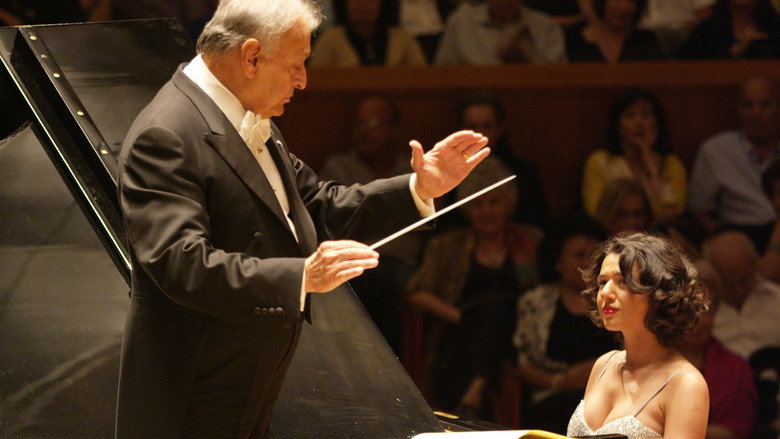 Khatia Buniatishvili and Zubin Mehta: Liszt & Beethoven backdrop 2