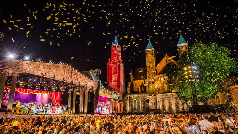 André Rieu's 2026 Summer Concert: Viva Maastricht! backdrop 1