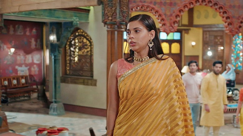 Raavi Leaves The House