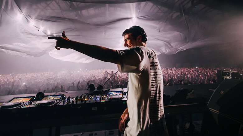 Apple Music Live: Fred again.. backdrop 6