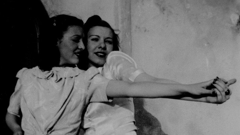 Stolen Kisses: Homosexual Love in Fascist Italy backdrop 3