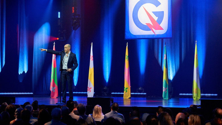 Guy Nantel: Si je vous ai bien compris, vous êtes en train de dire... backdrop 3