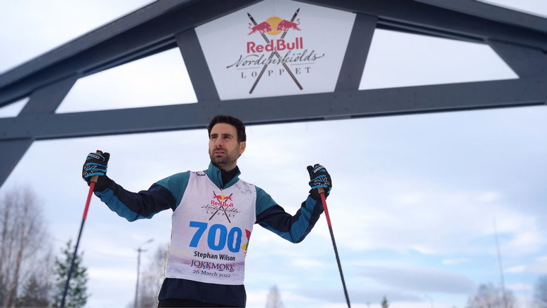 The World's Toughest Ski Race backdrop 3