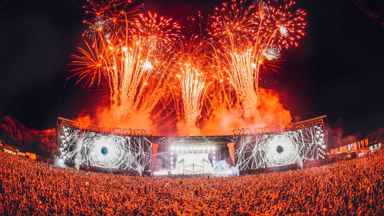 David Guetta - Live at Creamfields North backdrop 1