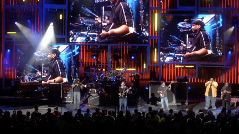 Dave Matthews Band: UMB Bank Pavilion - Maryland Heights, MO - 5/30/06 backdrop 1