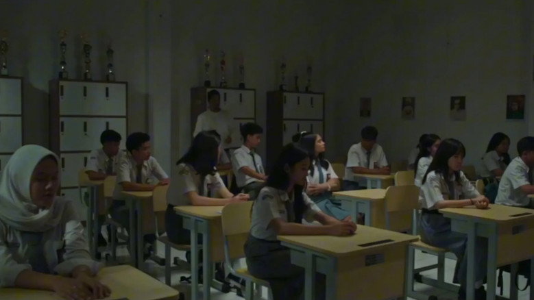 Belum Ada Judul backdrop 5