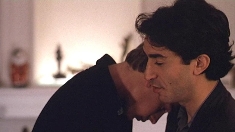 Le Crime d'amour backdrop 2